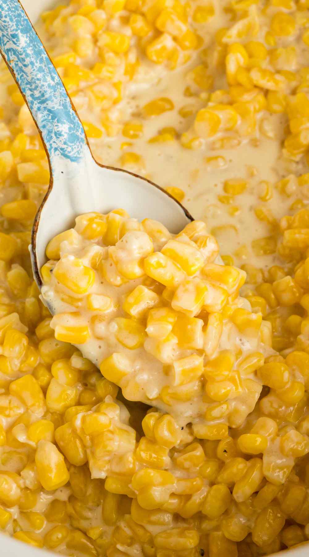 Honey‑butter slow cooker creamed corn, sweet caramelized corn in buttery sauce, creamy crockpot side